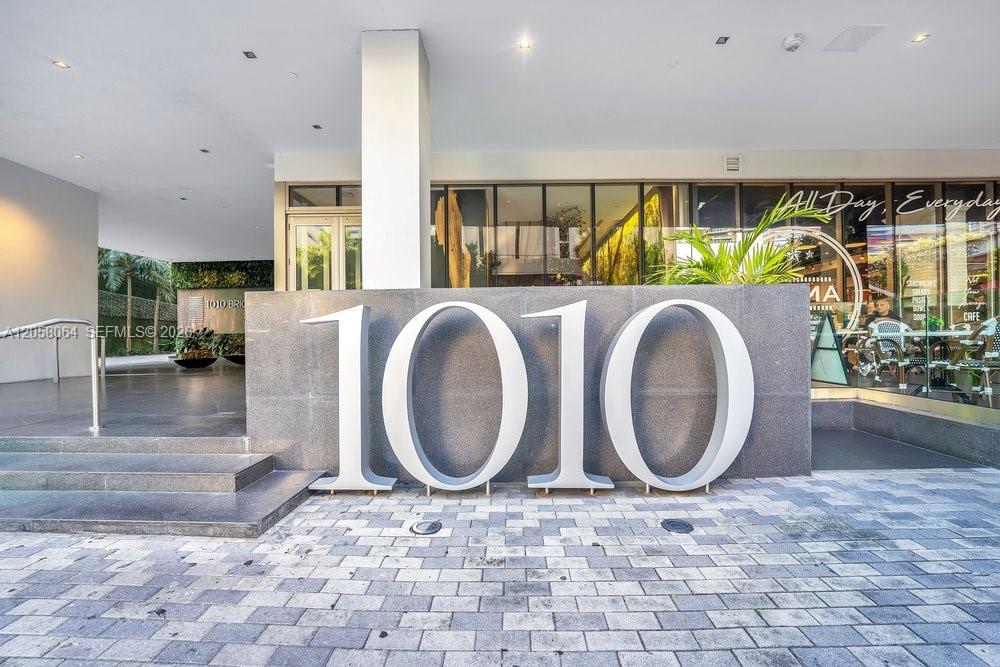Residential Lease in Miami 2