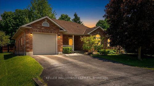 49 Ann Street, Lambton Shores, ON, N0M1B0 | Card Image