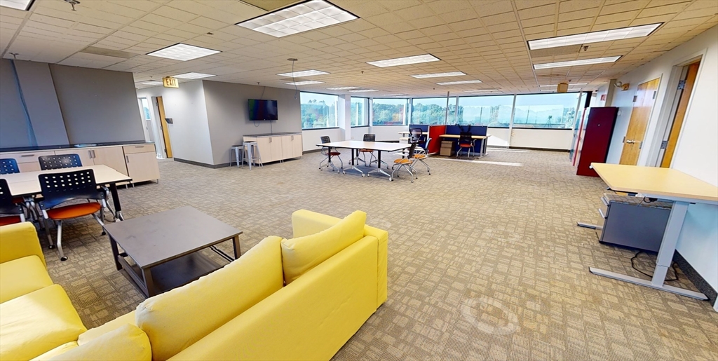 Commercial Lease in Marlborough