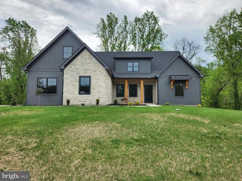 413 Willow Oaks Dr, LEWISBERRY, PA, 17339-9727 | Card Image