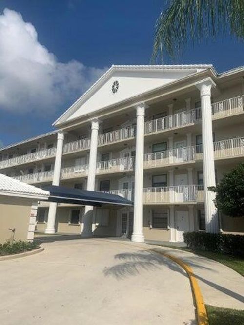206-3521 Village Blvd Boulevard, West Palm Beach, FL, 33409 | Card Image