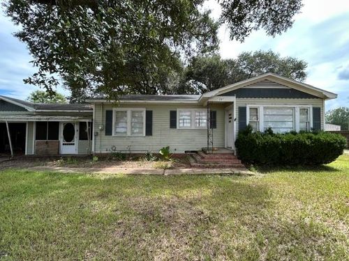 1287 Tate Cove Rd, Ville Platte, LA, 70586-2730 | Card Image