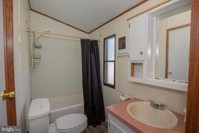 126 Fabric Dr, House other with 2 bedrooms, 2 bathrooms and null parking in BUNKER HILL WV | Image 19