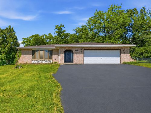 8800 W 104th St, Palos Hills, IL, 60465-1673 | Card Image