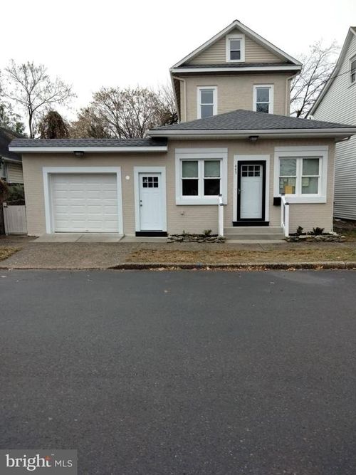 445 Magnolia St, BEVERLY, NJ, 08010-1525 | Card Image