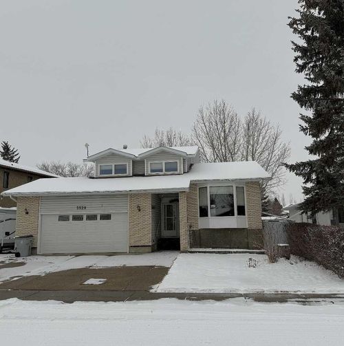 5520 41 St, Provost, AB, T0B3S0 | Card Image