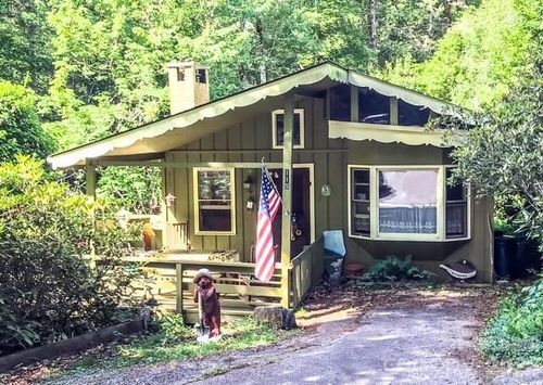 115 Spring Brook Rd, Newland, NC, 28657-8483 | Card Image