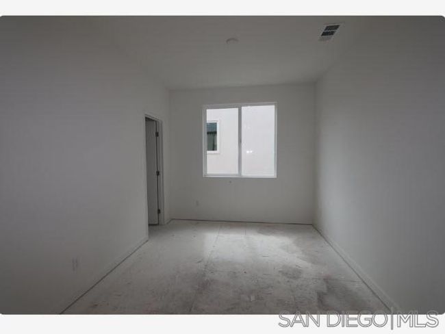 UNIT-61 - 5355 Seacliff Pl, Condo with 3 bedrooms, 2 bathrooms and 2 parking in San Diego CA | Image 11