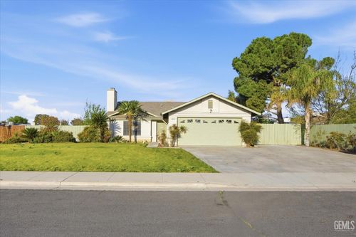 3845 Collier St, Bakersfield, CA, 93312-9177 | Card Image