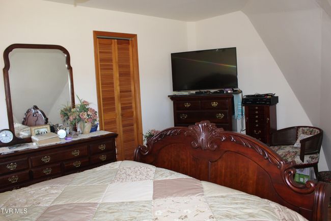 141 Clyde Ellis Dr, House other with 3 bedrooms, 2 bathrooms and null parking in Pennington Gap VA | Image 32