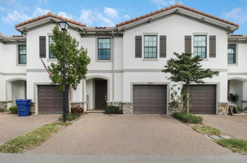 1010 Willow Pl, Riviera Beach, FL, 33410-1914 | Card Image