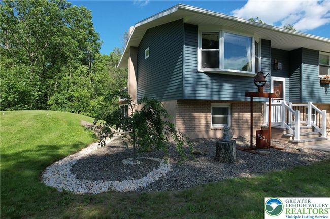 8539 Rextown Rd, House other with 4 bedrooms, 4 bathrooms and null parking in Slatington PA | Image 32