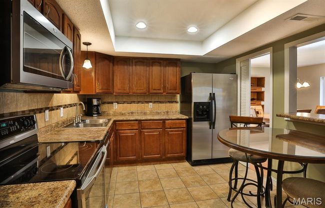 APT-4 - 917 Claytonbrook Dr, Condo with 2 bedrooms, 2 bathrooms and 2 parking in Ballwin MO | Image 9
