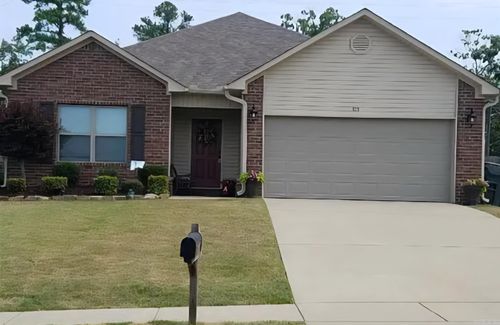 105 Cambridge Dr, Hot Springs, AR, 71913-2796 | Card Image