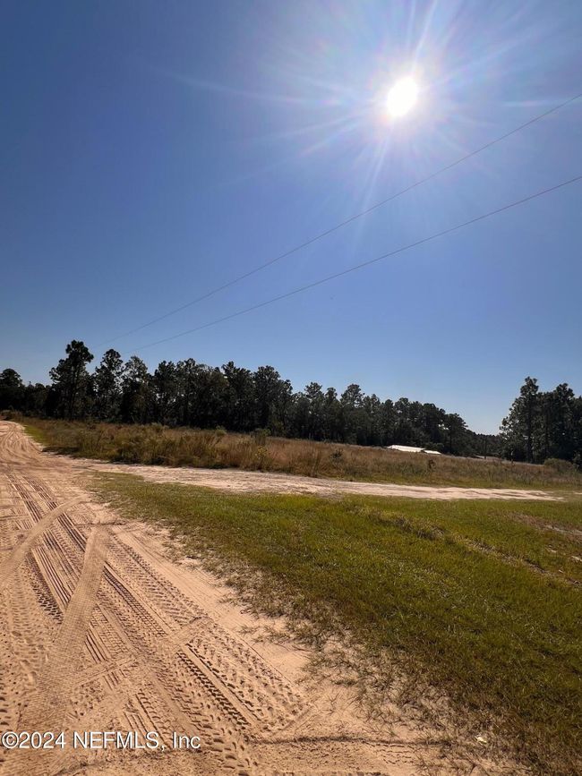 109 Buckles Rd, Home with 0 bedrooms, 0 bathrooms and null parking in INTERLACHEN FL | Image 4