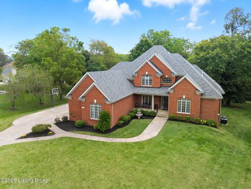 13304 Ashford Cir, Goshen, KY, 40026-8423 | Card Image