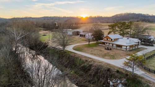 4824 Leipers Creek Rd, Williamsport, TN, 38487-2215 | Card Image