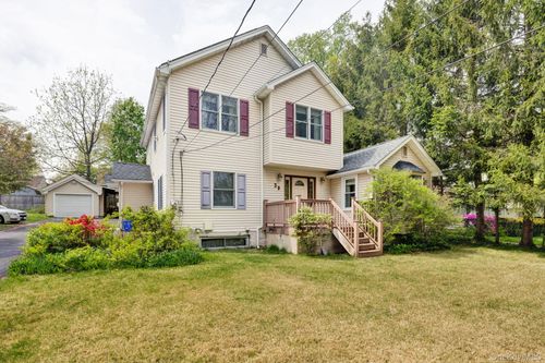 39 Lindbergh Ln, New City, NY, 10956-3109 | Card Image