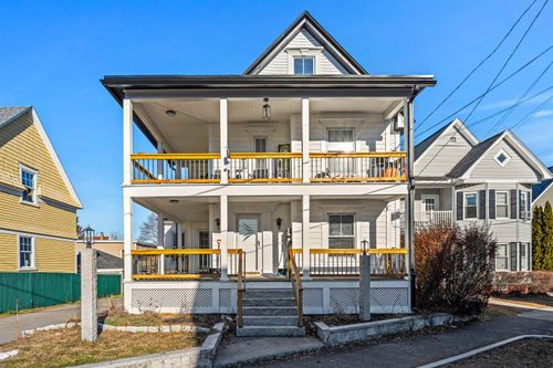 26 Reservoir Ave, Manchester, NH, 03104-4453 | Card Image