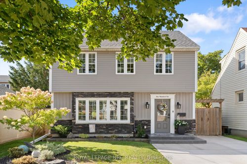 110 St Patrick Street, St Catharines, ON, L2R1K5 | Card Image