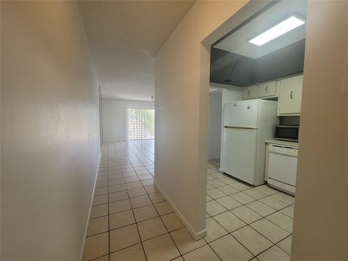 apt-17-3c-4374 Nw 9th Ave, Deerfield Beach, FL, 33064-1716 | Card Image