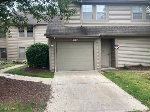 unit-4-205 S Aspen Ct, Warren, OH, 44484-1073 | Card Image