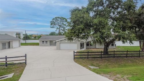 8105 Brower Dr, BRADENTON, FL, 34211-9305 | Card Image