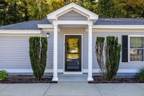 unit-1-445 Berlin St, Clinton, MA, 01510-3947 | Card Image