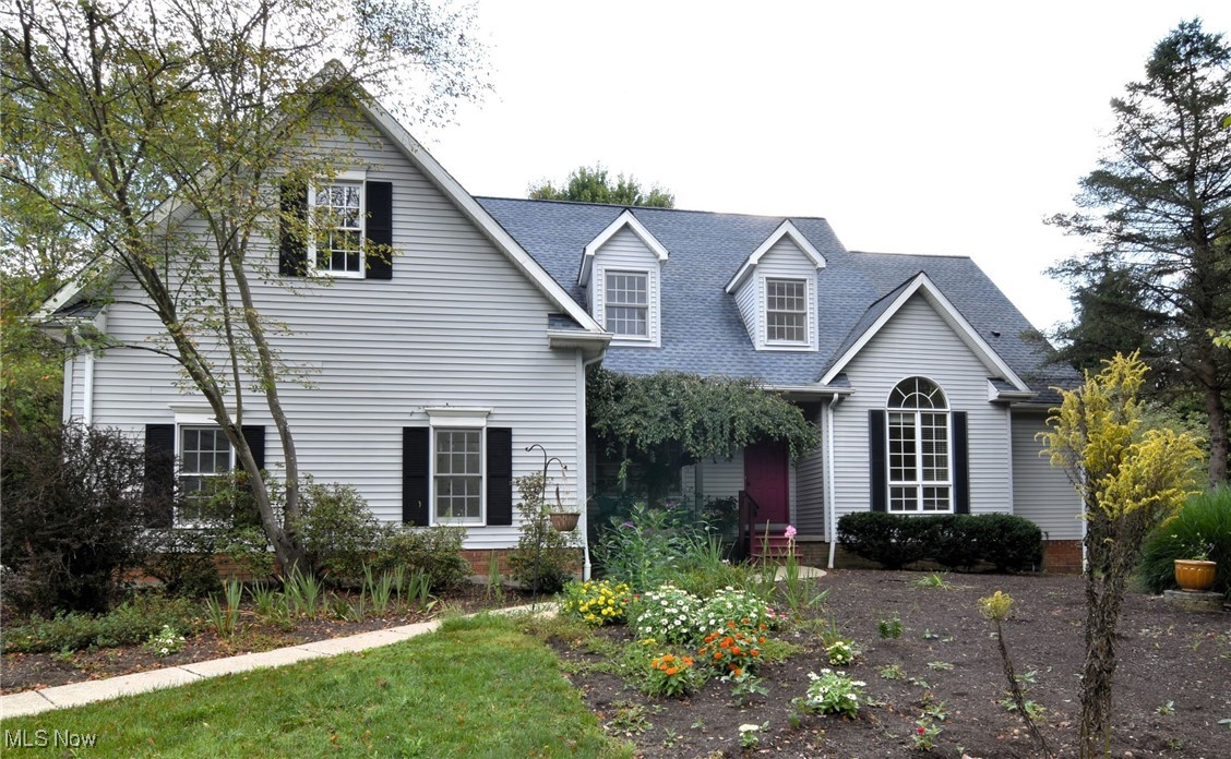 Waterford Trl, Chagrin Falls, OH 44023