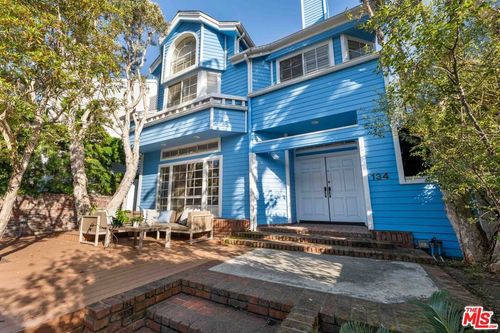 134 Roma Ct, Marina del Rey, CA, 90292-5967 | Card Image