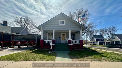 1219 W 7th St, Hastings, NE, 68901-4304 | Card Image