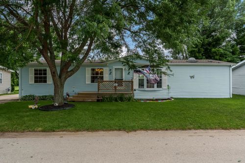 5456 White Pine Ln, Roscoe, IL, 61073-7903 | Card Image