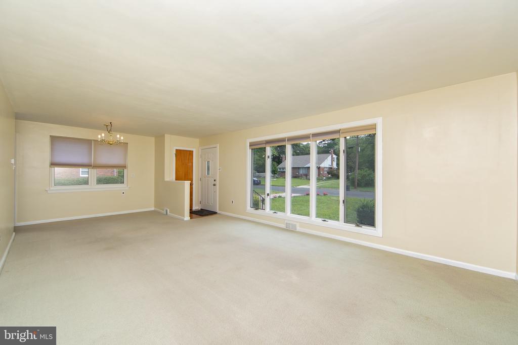 Residential in VOORHEES 4