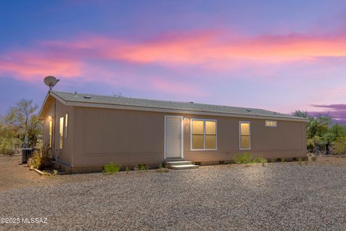 3463 S Bradford Dr, Tucson, AZ, 85735-1512 | Card Image