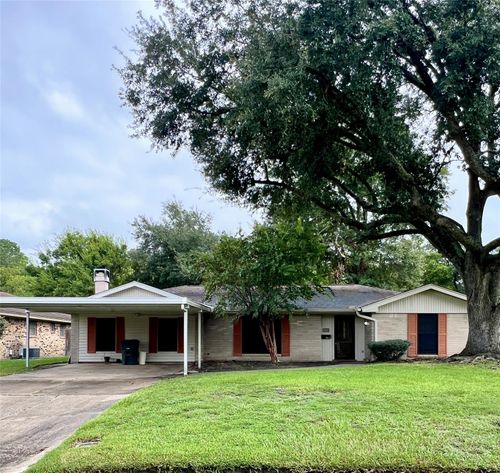 8610 Overhill Ln, Beaumont, TX, 77707-1444 | Card Image