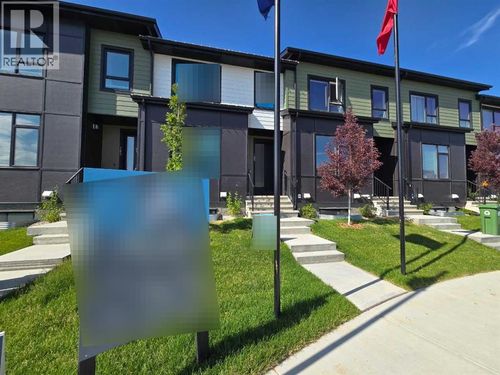 232 Vantage Drive, Cochrane, AB, T4C3G5 | Card Image