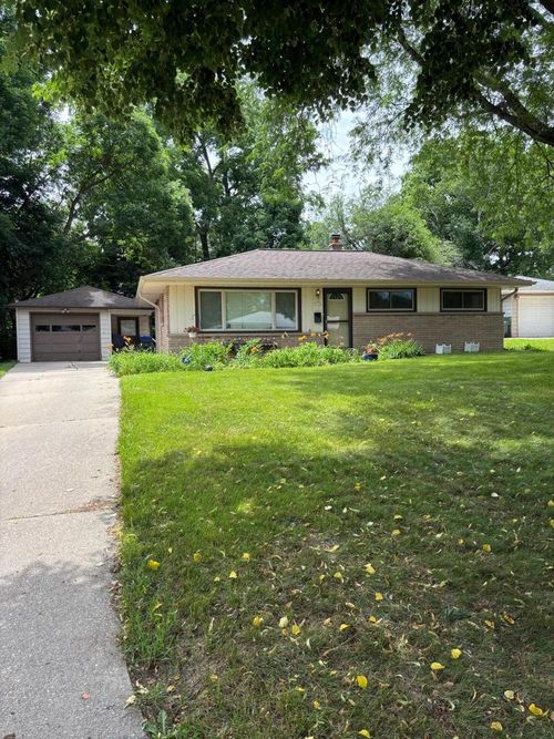 7233 Enfield Avenue, Greendale, WI, 53219 | Card Image