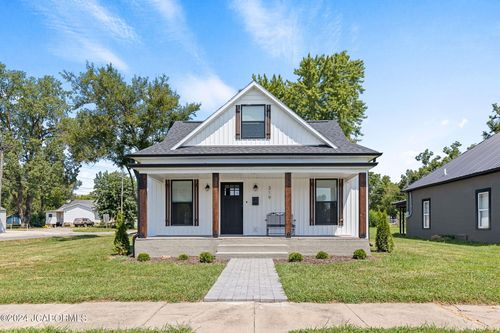 319 W North Street, ELDON, MO, 65026 | Card Image