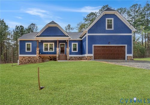 371 Glenmore Ln, KESWICK, VA, 22947 | Card Image