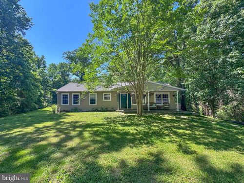 2004 Hideout Ln, BOWIE, MD, 20716-3517 | Card Image