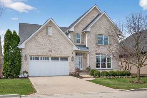 5916 Parkview Dr, Western Springs, IL, 60558-5009 | Card Image