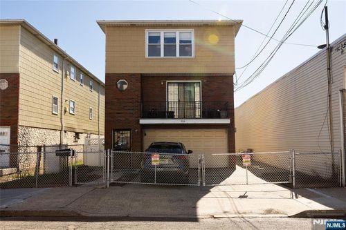 226 Webster Avenue, Jersey City, NJ, 07307 | Card Image