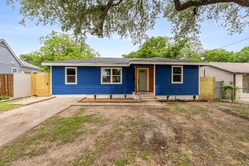4027 Dutton Dr, Dallas, TX, 75211-6302 | Card Image
