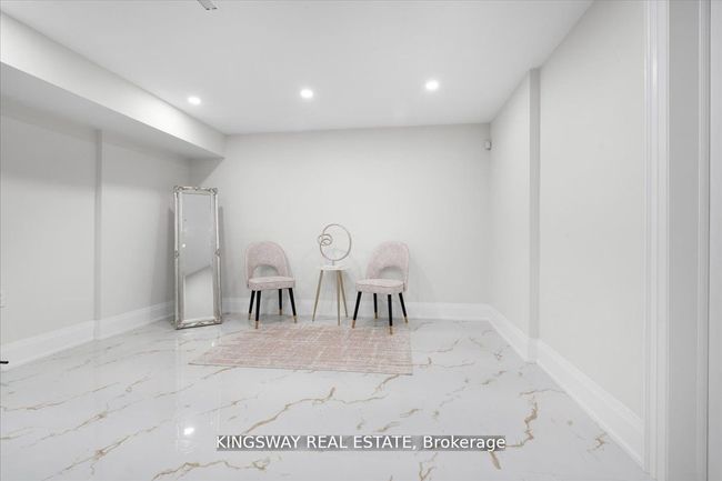 265 Wycliffe Ave, House other with 7 bedrooms, 5 bathrooms and 6 parking in Woodbridge ON | Image 23