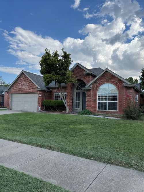 808 Pimernel Ln, Plano, TX, 75075-2362 | Card Image