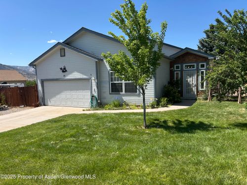 15 Pinyon Pl, Parachute, CO, 81635-9526 | Card Image