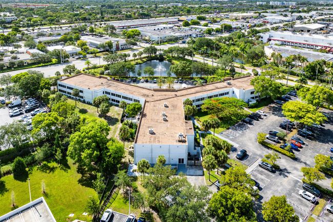 555 Sw 12 Th Ave, Home with 0 bedrooms, 0 bathrooms and null parking in Pompano Beach FL | Image 12