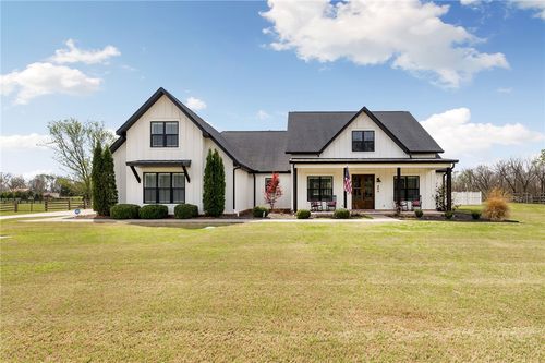 484 S Wyman Rd, Fayetteville, AR, 72701-0479 | Card Image