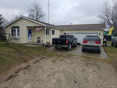 4084 Wellman Line Rd, Jeddo, MI, 48032-8105 | Card Image