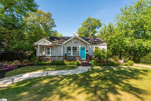 513 Summit Dr, Greenville, SC, 29609-4832 | Card Image